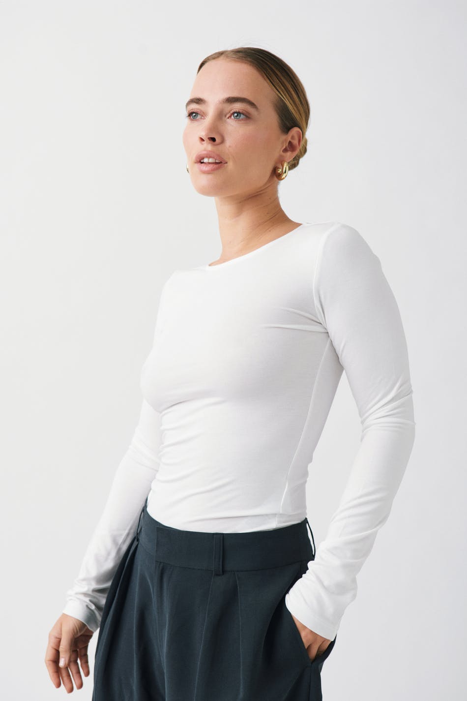 Gina Tricot - Soft touch crew neck top - långärmade toppar - White - XS - Female
