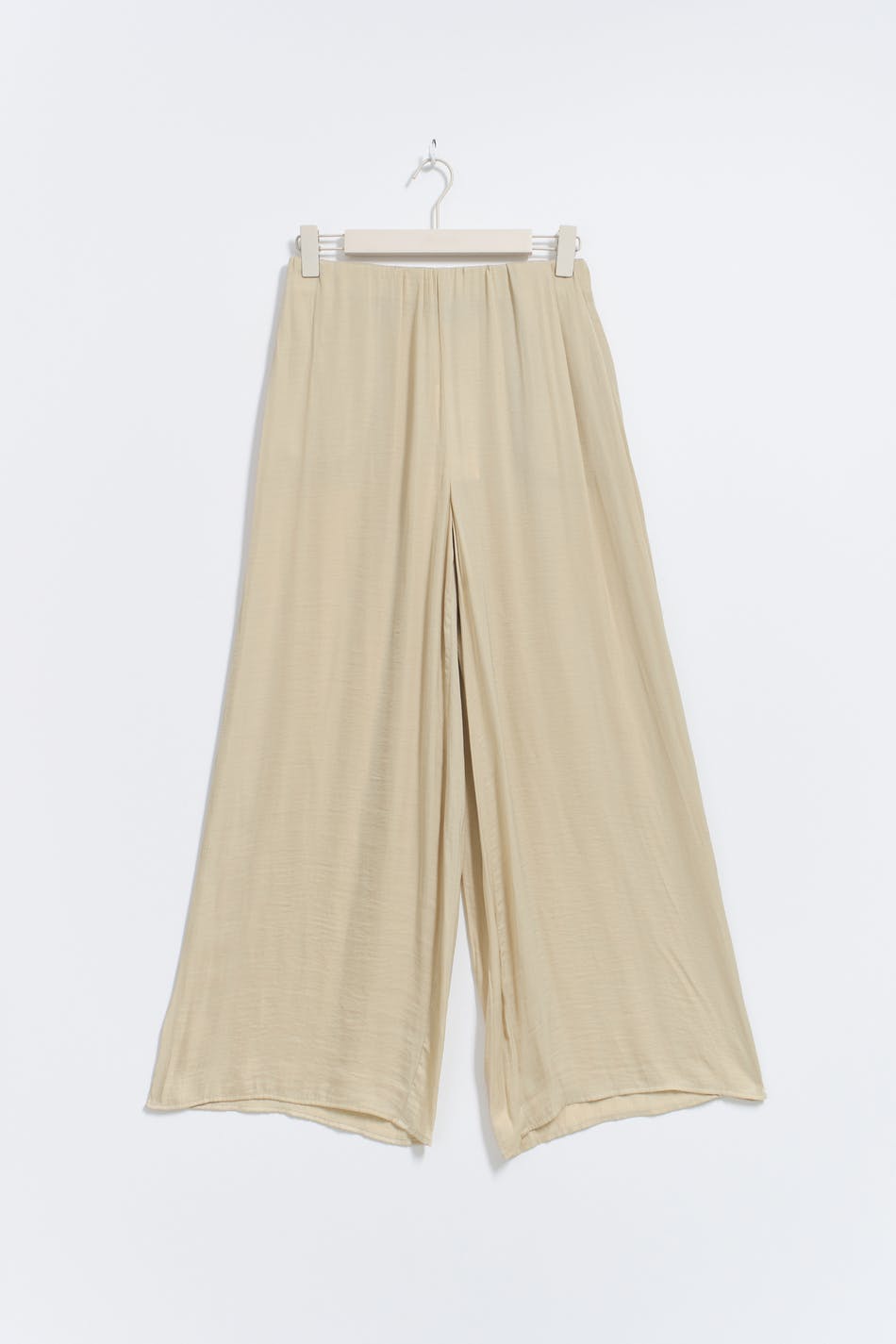  Gina Tricot- Tall wide satin trousers - Weite hosen- Beige - 42- Female