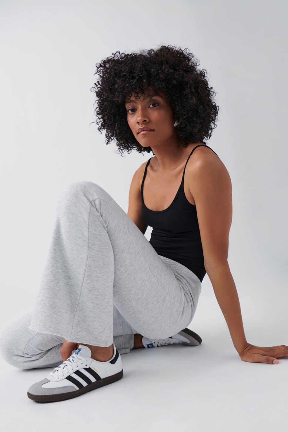 Y low waist yoga leggings - Grey - Gina Tricot