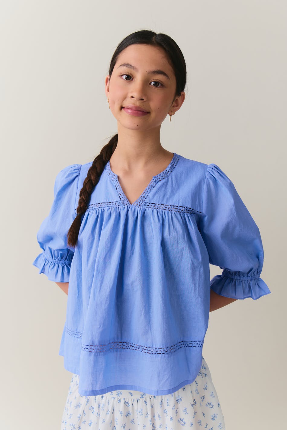 Läs mer om Y puff sleeve blouse