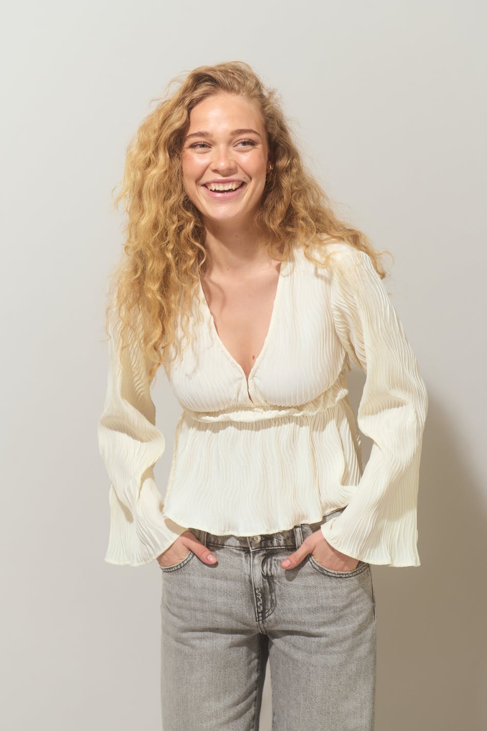  Gina Tricot- Pleated peplum top - Tops und shirts- Beige - XL- Female