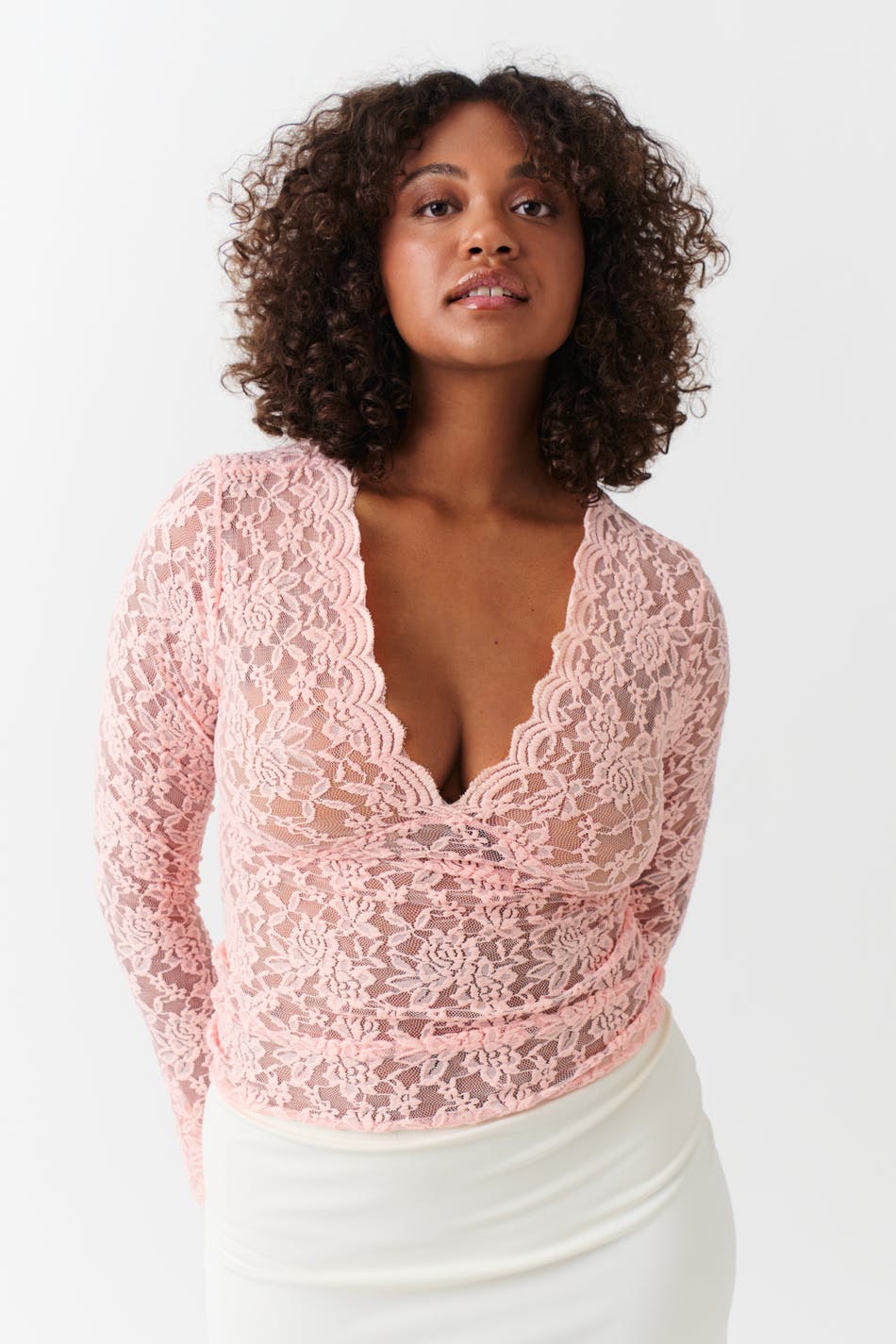  Gina Tricot- V-neck lace top - spitzentops- Pink - M- Female