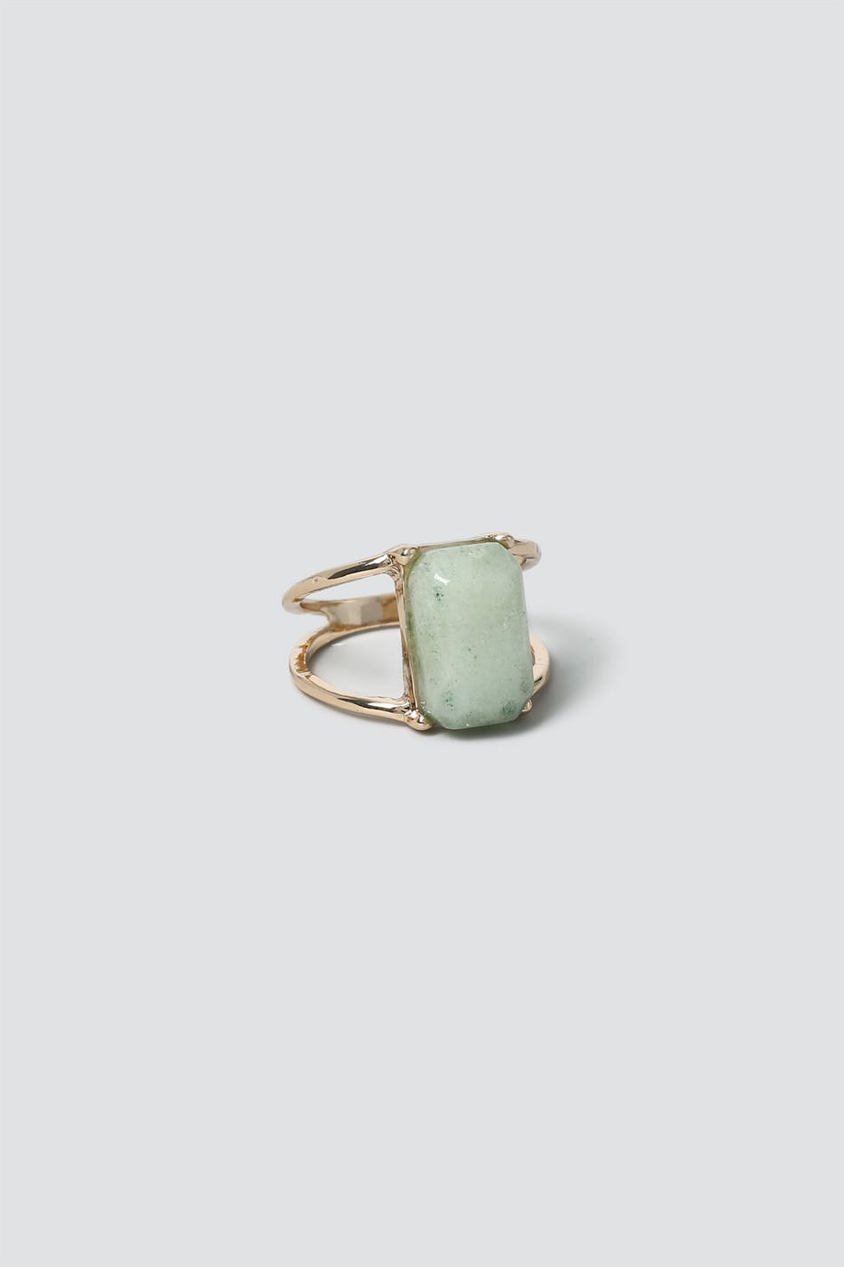 Marseille Statement Pastel Green Ring Gina Tricot