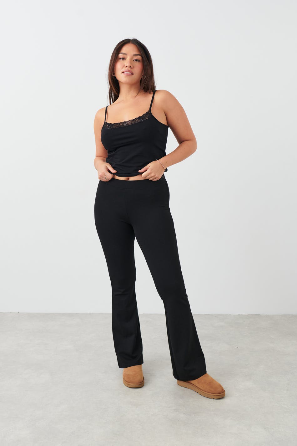Flare jersey trousers - Black - Women - Gina Tricot