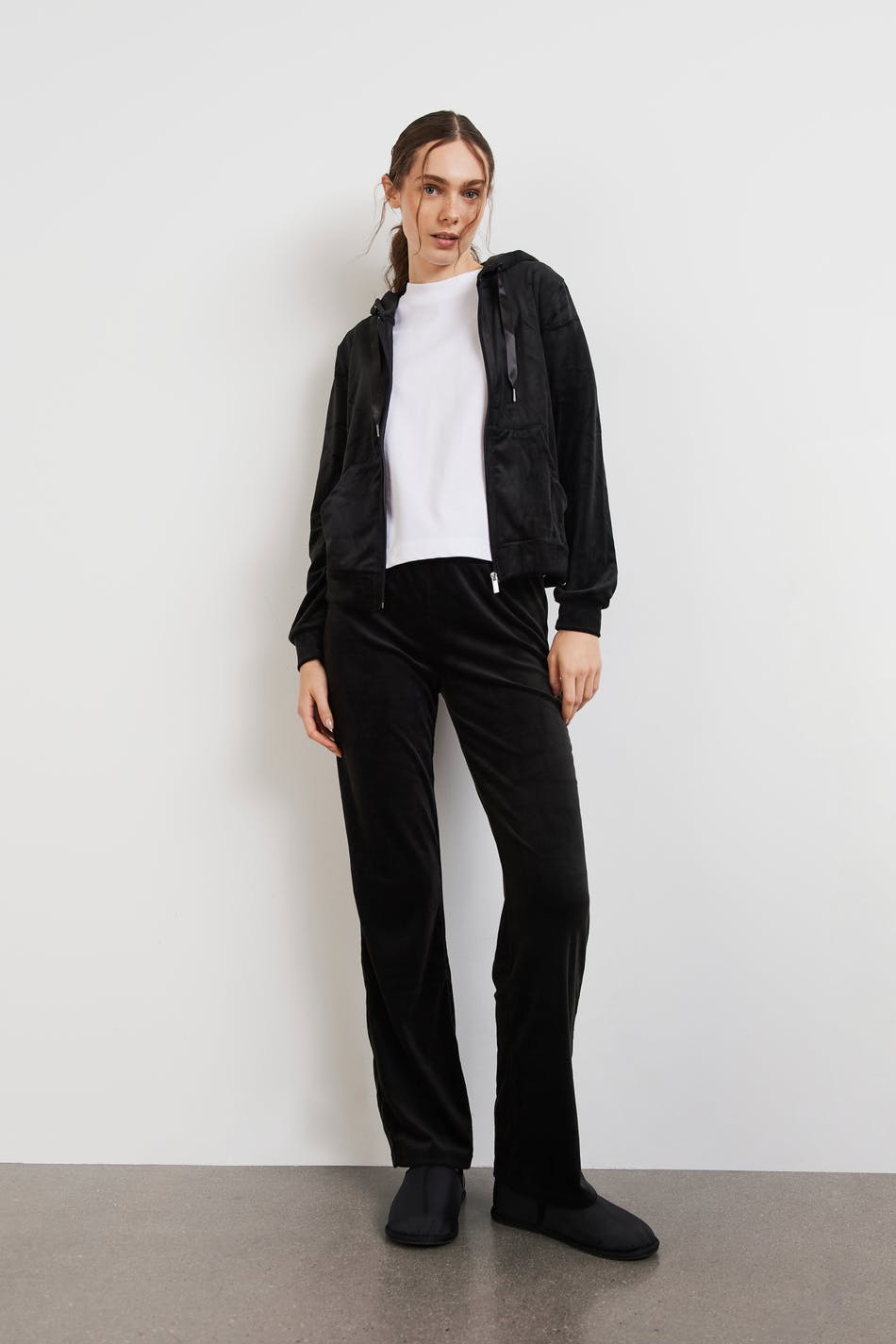 long Petulance Vooruit Cecilia velour trousers - Gina Tricot