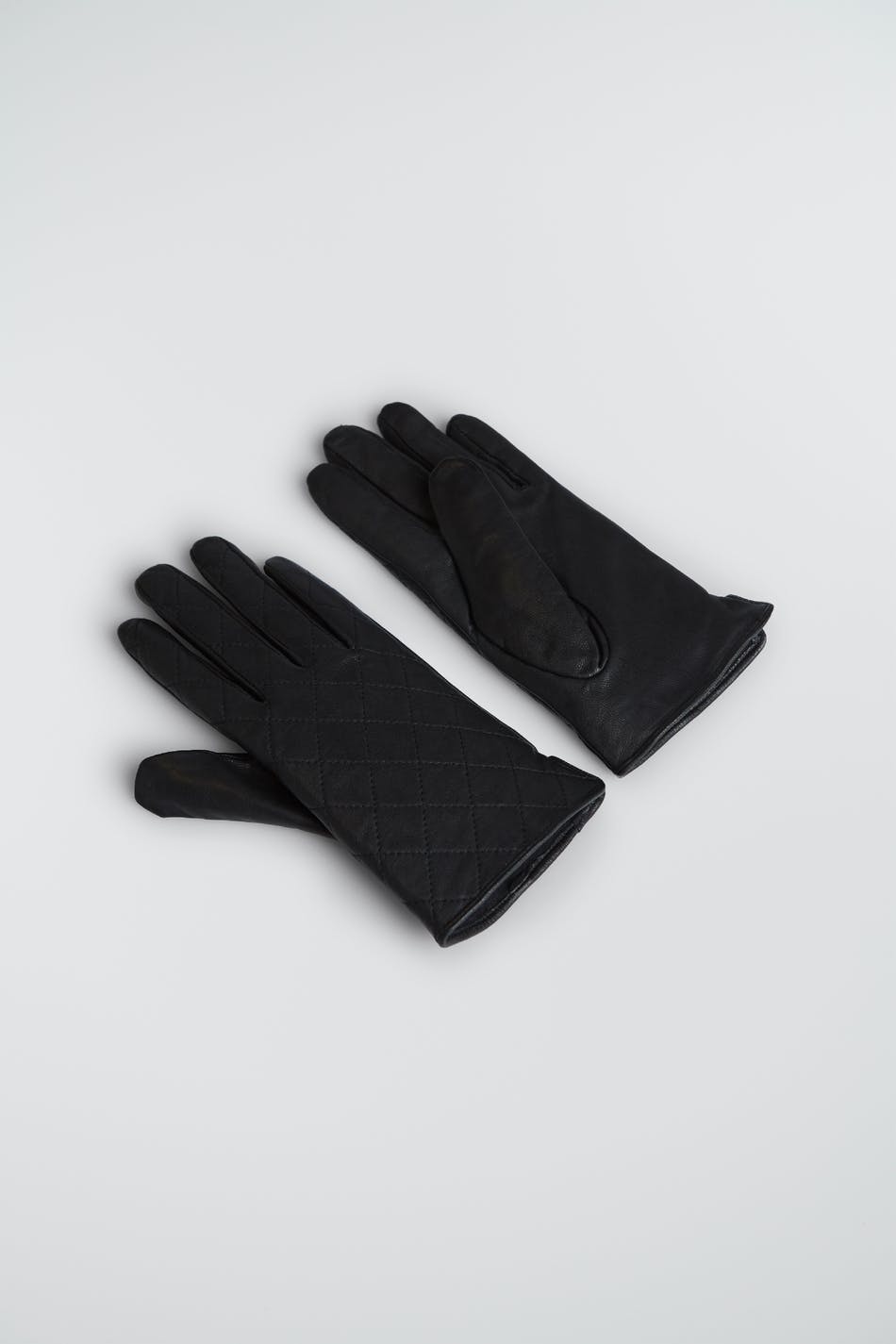 Vega leather glove
